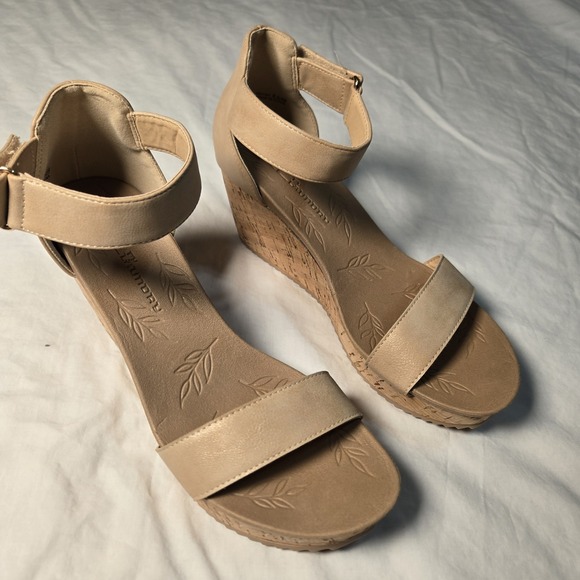 Chinese Laundry Shoes - CL by Chinese Laundry Shoes Women's Kaya Wedge Sandal Size 8.5 NWOB